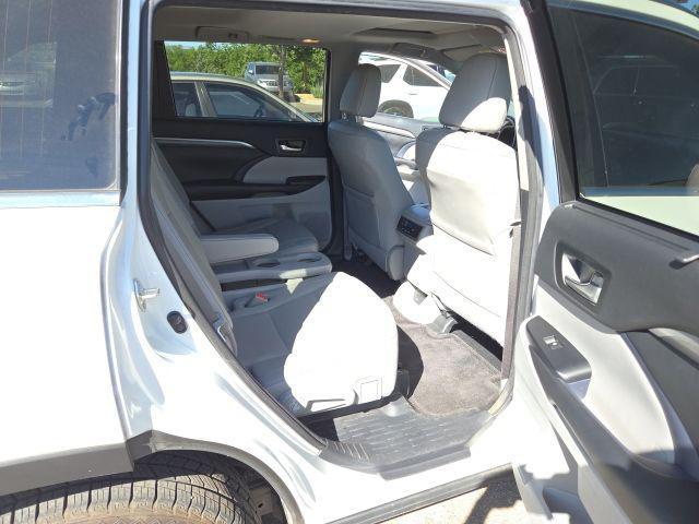 used 2018 Toyota Highlander car, priced at $32,997