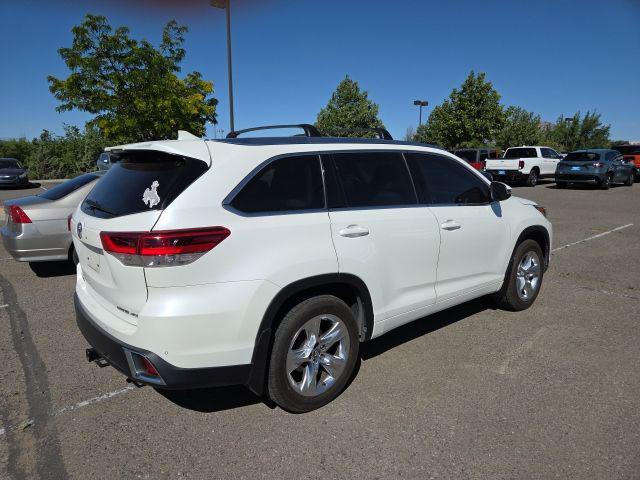 used 2018 Toyota Highlander car, priced at $32,997