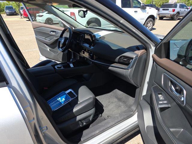 used 2021 Nissan Rogue car, priced at $27,997