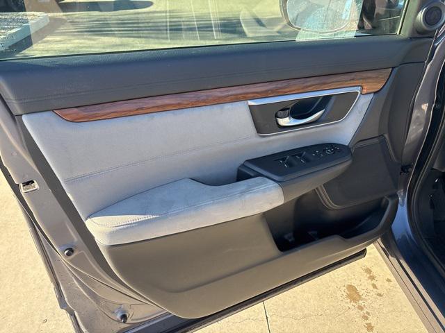 used 2017 Honda CR-V car, priced at $20,000