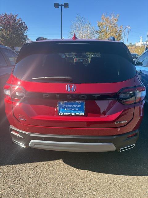 new 2025 Honda Pilot car, priced at $51,550