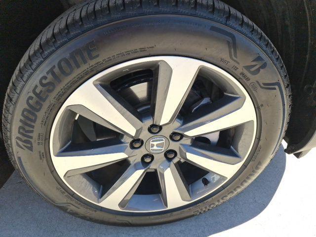 used 2024 Honda Pilot car, priced at $45,987