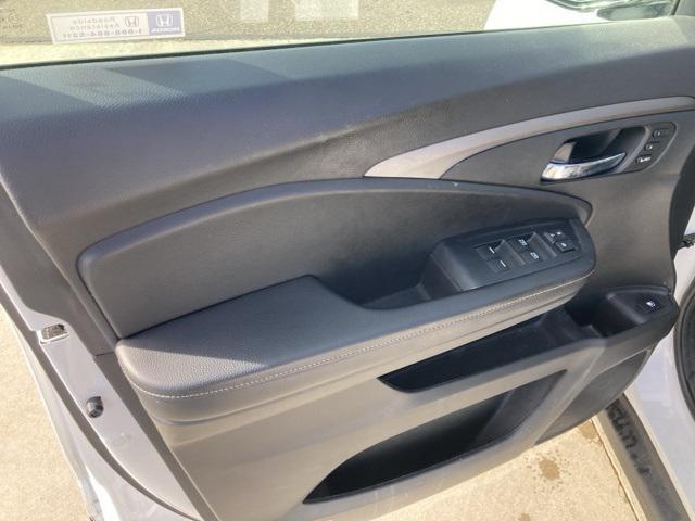 used 2023 Honda Ridgeline car, priced at $34,997