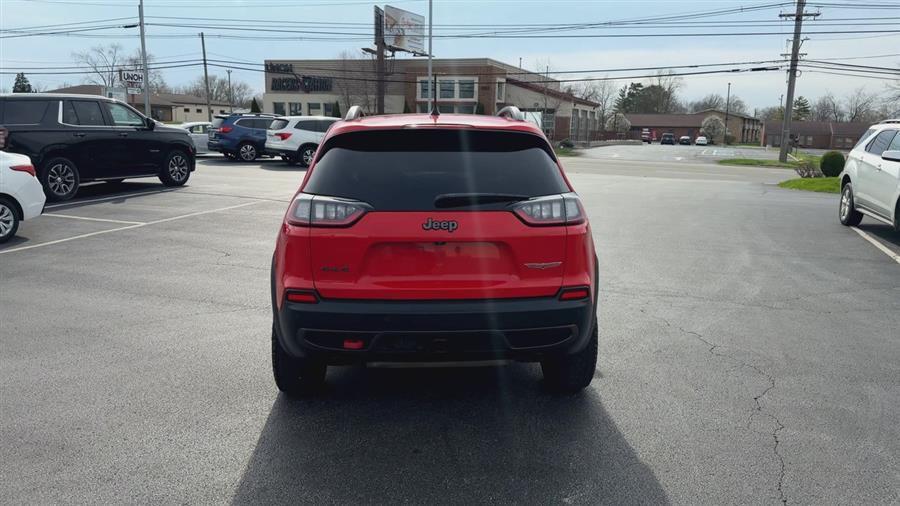 used 2019 Jeep Cherokee car, priced at $17,999