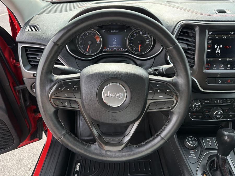 used 2019 Jeep Cherokee car, priced at $17,999