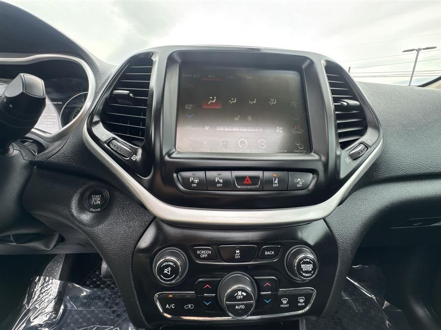 used 2014 Jeep Cherokee car, priced at $11,999