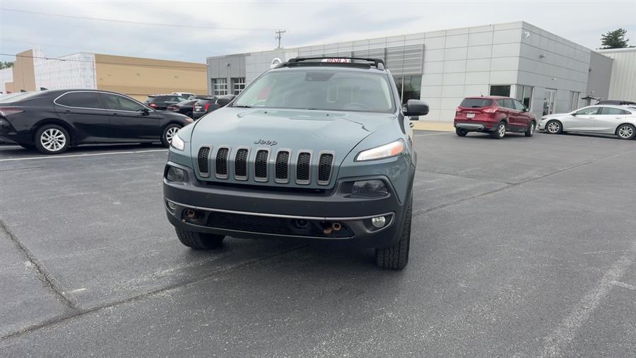 used 2014 Jeep Cherokee car, priced at $11,999