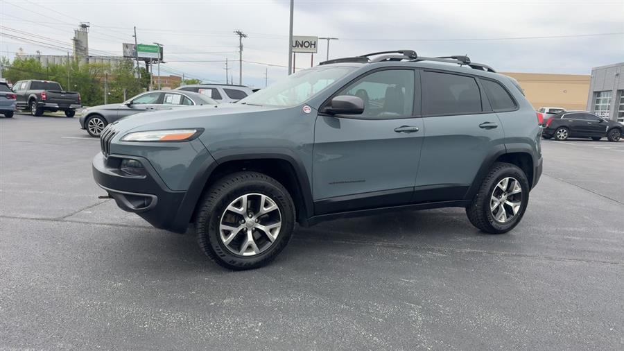 used 2014 Jeep Cherokee car, priced at $11,999