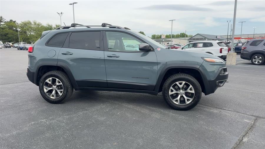 used 2014 Jeep Cherokee car, priced at $11,999
