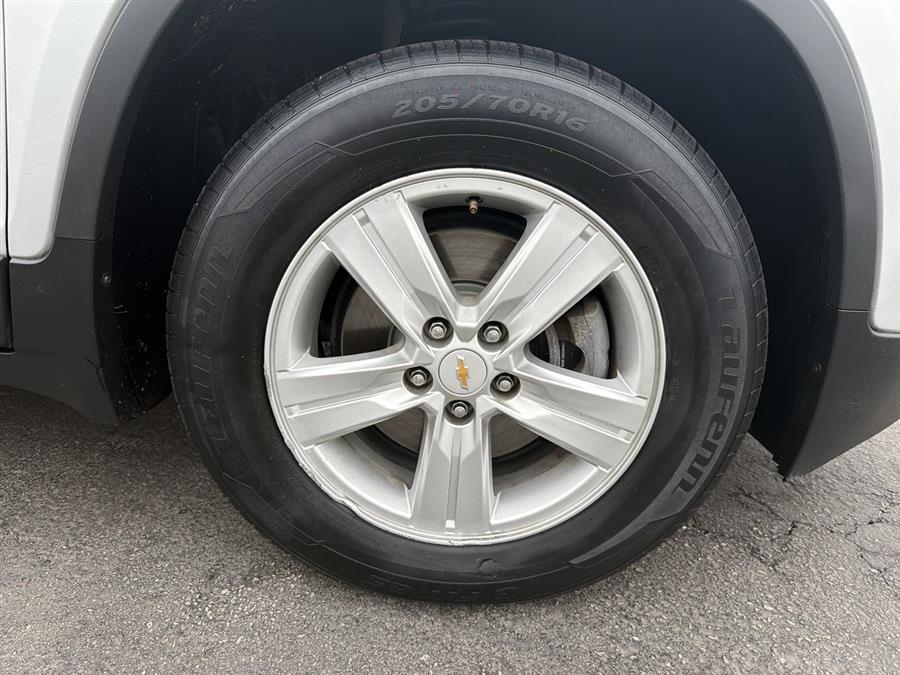 used 2020 Chevrolet Trax car, priced at $10,925