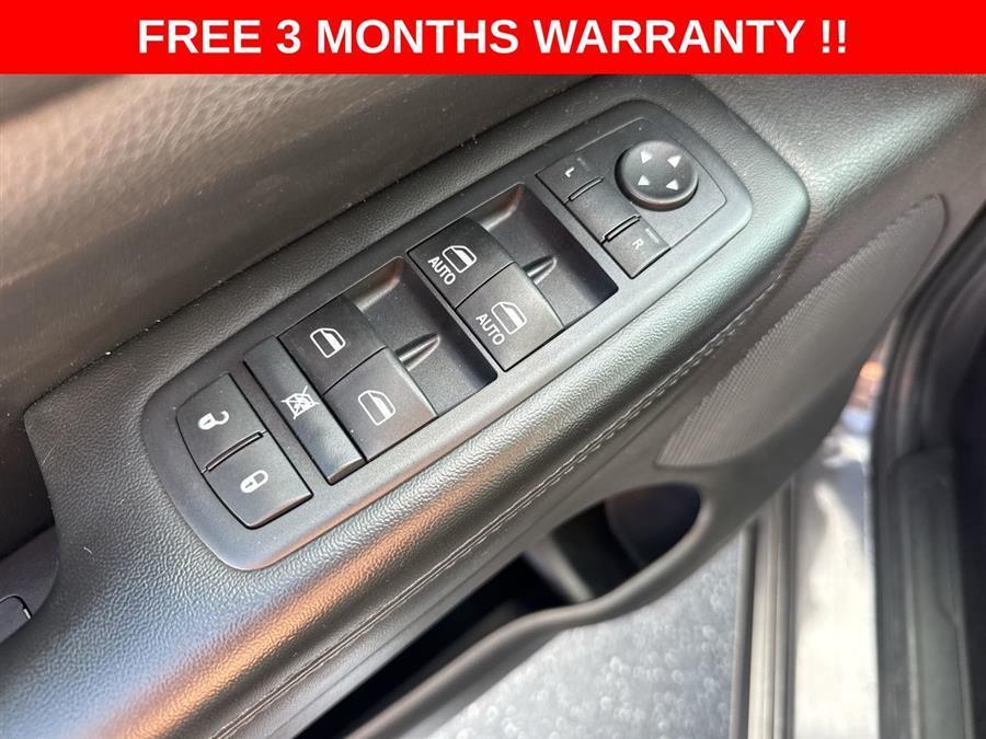used 2015 Jeep Grand Cherokee car, priced at $15,900