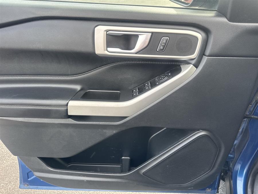 used 2020 Ford Explorer car
