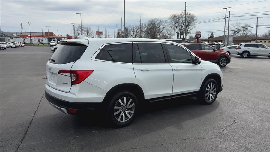used 2021 Honda Pilot car, priced at $23,000