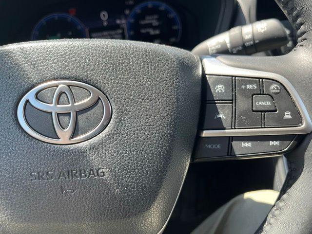 used 2025 Toyota Grand Highlander car, priced at $54,300