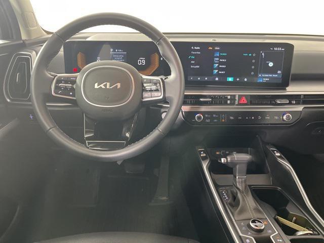 used 2025 Kia Sorento car, priced at $29,999