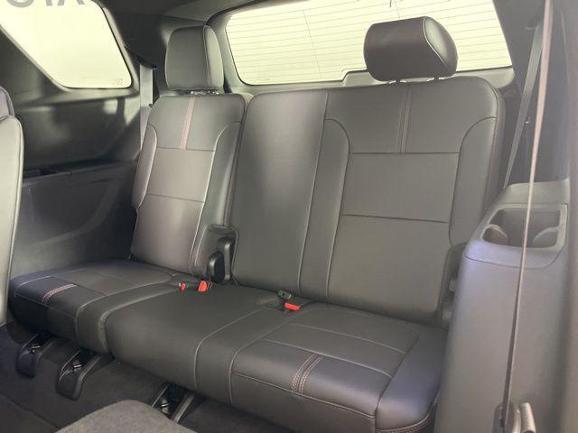 used 2024 Chevrolet Traverse car, priced at $39,942