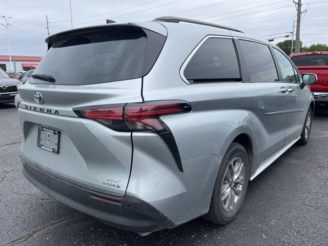 used 2022 Toyota Sienna car