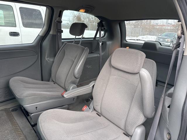 used 2007 Dodge Grand Caravan car, priced at $2,500