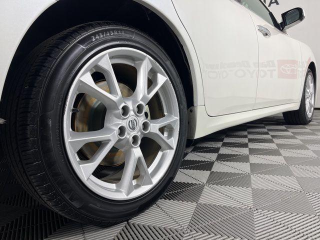 used 2013 Nissan Maxima car, priced at $6,900