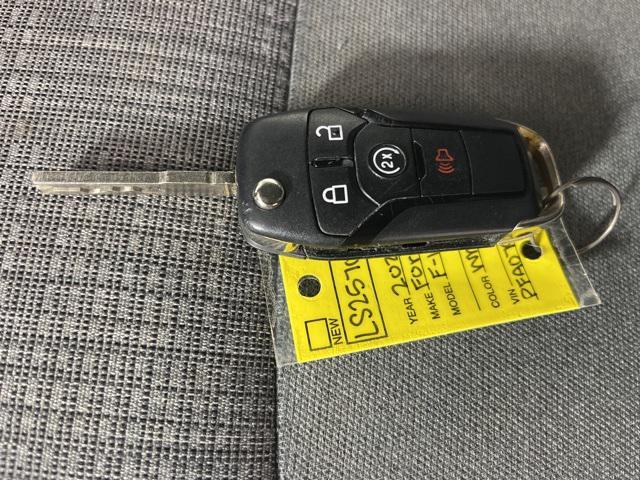 used 2023 Ford F-150 car, priced at $25,500