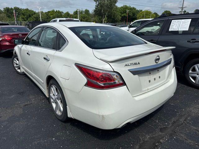 used 2015 Nissan Altima car