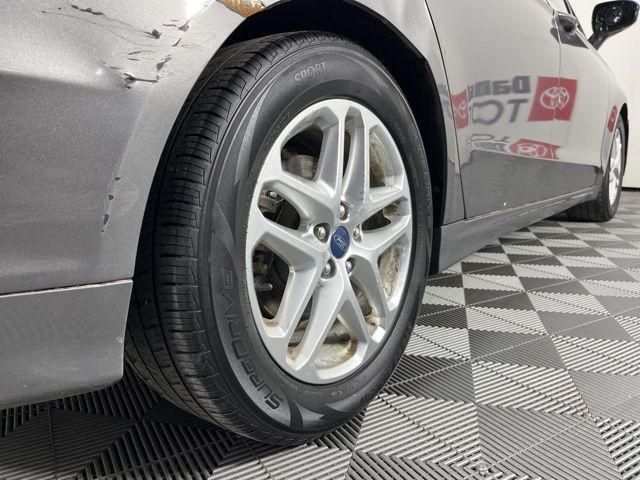 used 2013 Ford Fusion car, priced at $3,200