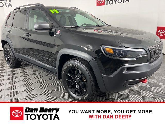 used 2019 Jeep Cherokee car, priced at $13,500