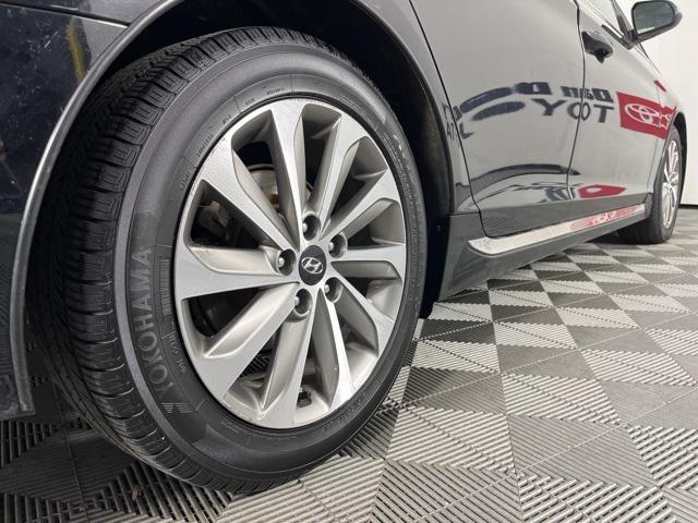 used 2015 Hyundai Sonata car, priced at $3,300