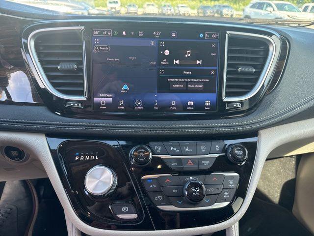 used 2022 Chrysler Pacifica car, priced at $29,560