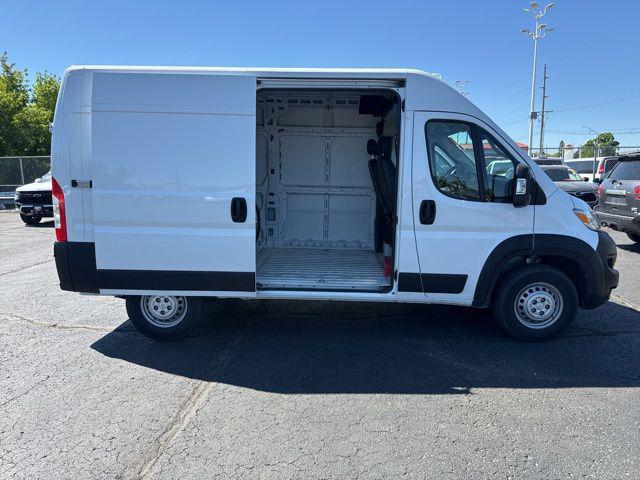 used 2024 Ram ProMaster 2500 car, priced at $31,000