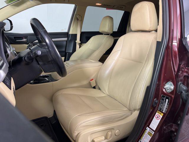 used 2019 Toyota Highlander car, priced at $25,000