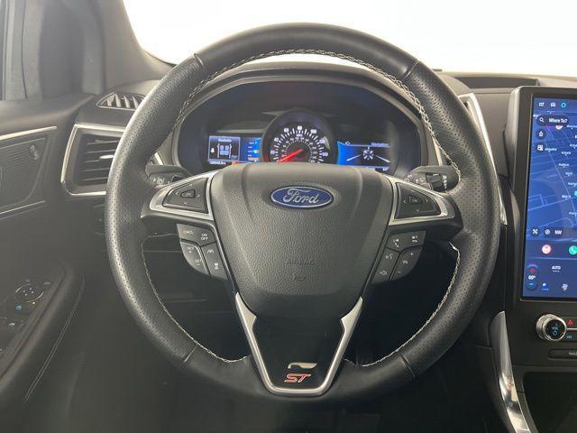 used 2024 Ford Edge car, priced at $34,400