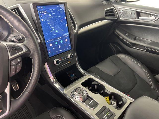 used 2024 Ford Edge car, priced at $34,400