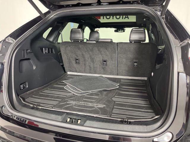 used 2024 Ford Edge car, priced at $34,400