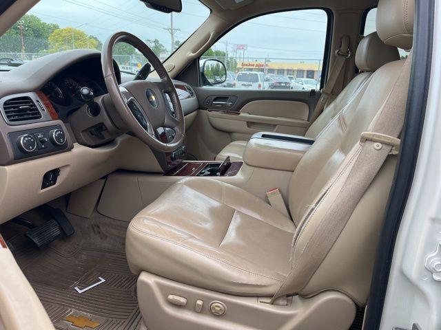 used 2011 Chevrolet Suburban car
