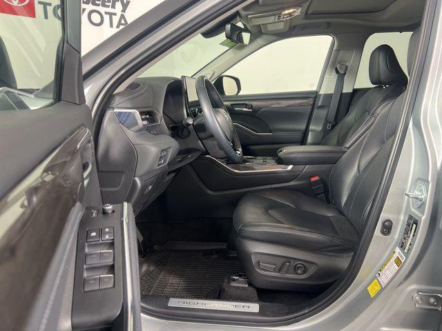 used 2023 Toyota Highlander car, priced at $39,880