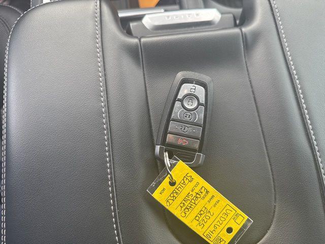 used 2025 Ford Expedition car, priced at $71,066