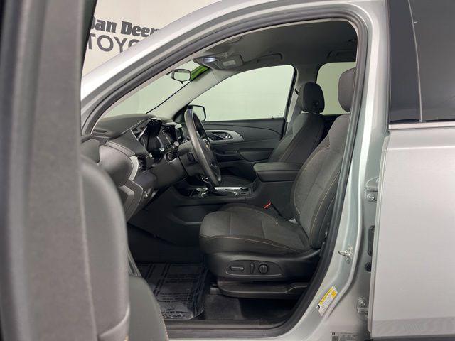 used 2021 Chevrolet Traverse car, priced at $24,437