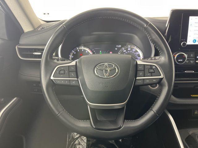 used 2024 Toyota Highlander car, priced at $37,296