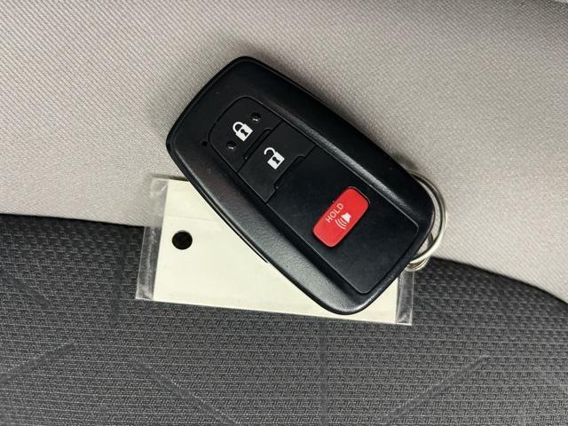 used 2021 Toyota RAV4 car, priced at $27,297