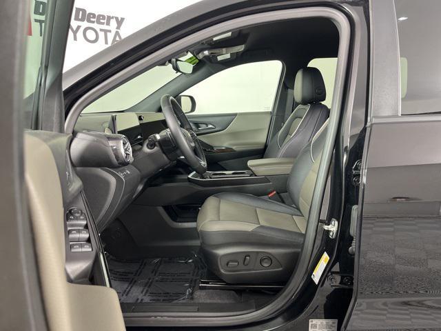 used 2025 Chevrolet Equinox car, priced at $27,305