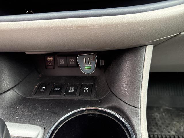 used 2018 Toyota Highlander car, priced at $23,400