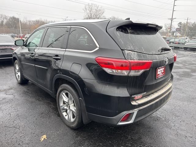 used 2018 Toyota Highlander car, priced at $23,400