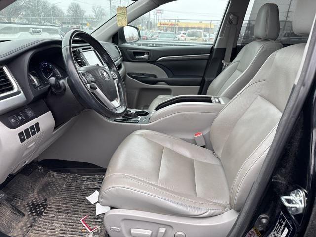 used 2018 Toyota Highlander car, priced at $23,400