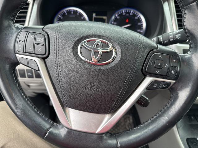used 2018 Toyota Highlander car, priced at $23,400