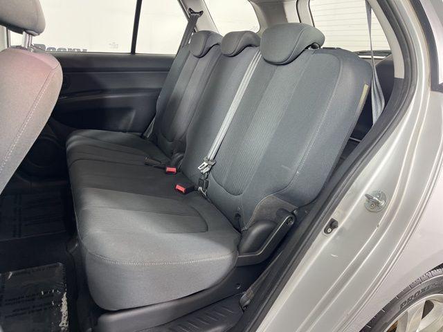 used 2008 Kia Rondo car, priced at $3,800