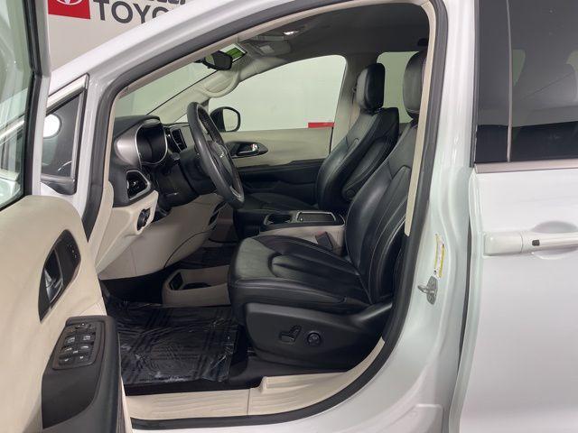 used 2023 Chrysler Pacifica car, priced at $22,792