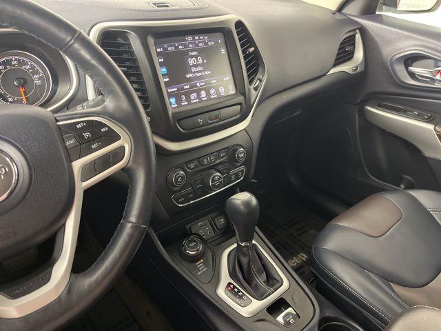 used 2017 Jeep Cherokee car, priced at $15,004