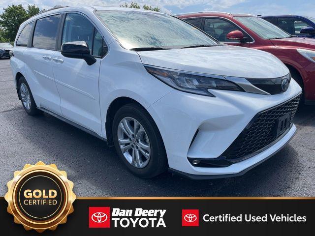 used 2023 Toyota Sienna car, priced at $49,900