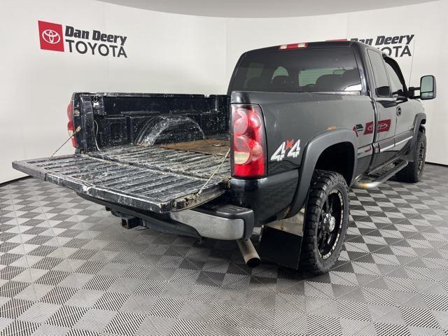 used 2004 Chevrolet Silverado 2500 car, priced at $6,500